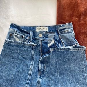 A&F ankle straight jeans